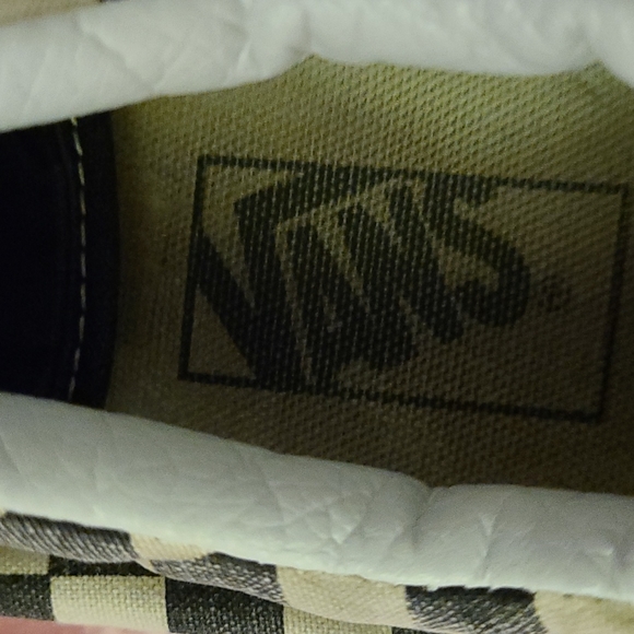 VANS Men's Checkerboard Off The Wall Sneakers - Picture 5 of 7